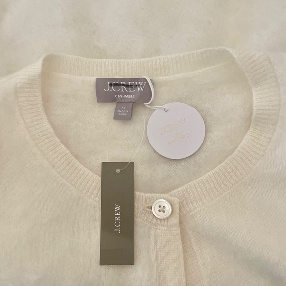 NWT!! J. CREW Brushed Cashmere Cropped Cardigan Sweater Warm Ivory X-Large - Picture 12 of 16